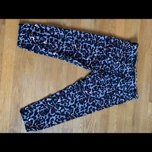 Calvin Klein Capri workout leggings